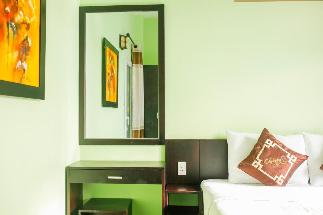 Chau Plus Homestay Hoi An Bagian luar foto